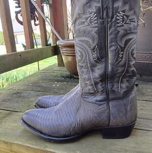Size 12 mens Dan Post lizard skin cowboy boots
